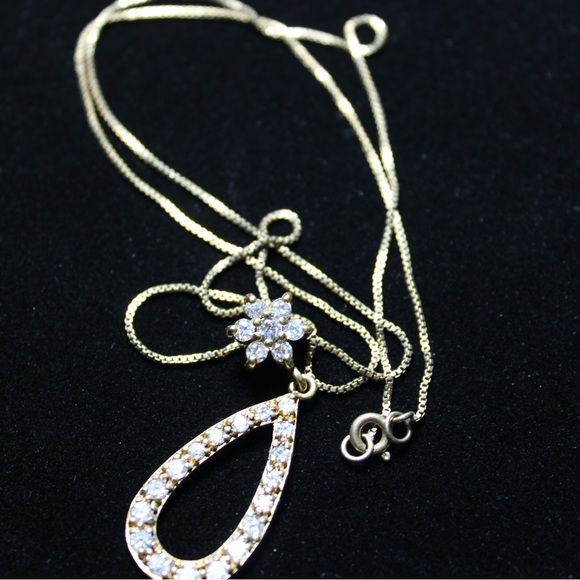 Beautiful Gold toned 925 RJ CZ Necklace - Picture 13 of 14